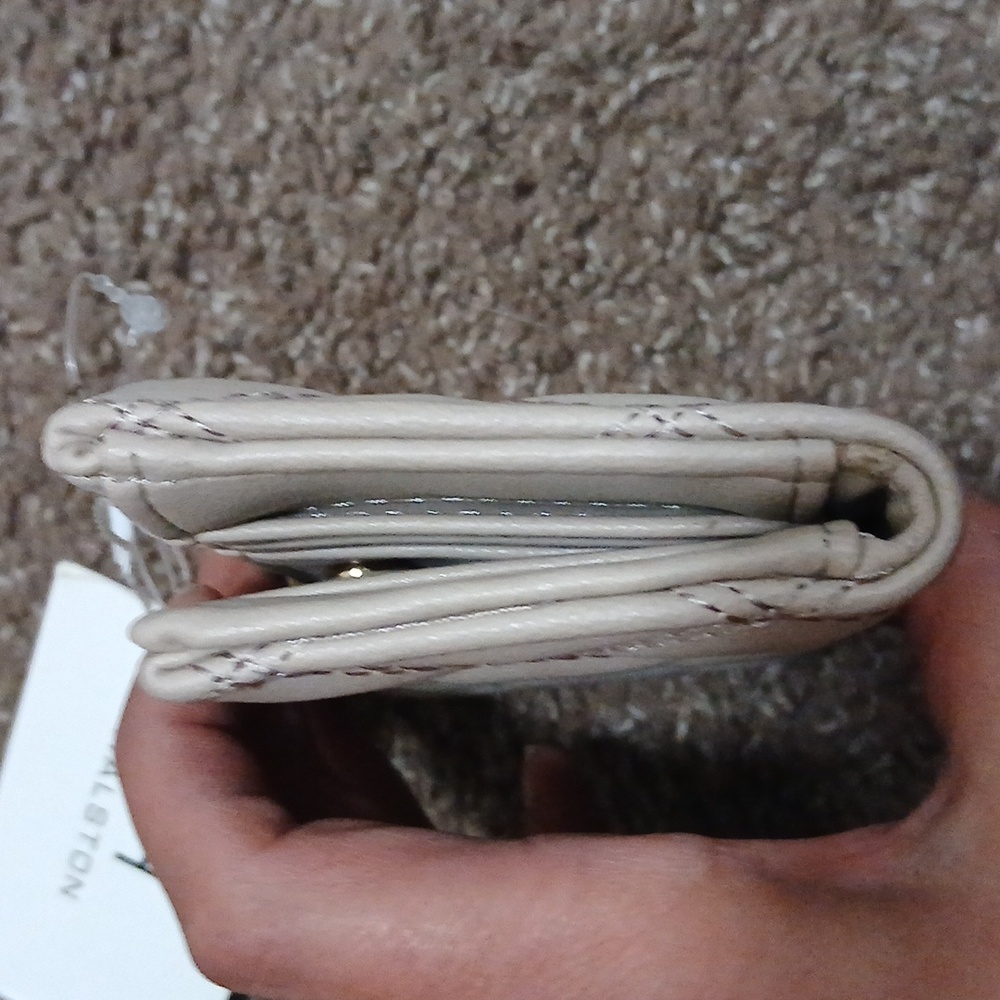 NWT Halston Quilted Cream Mini Wallet - Picture 5 of 12